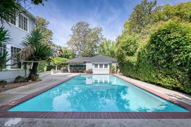 605 E Home Avenue, Fresno, CA 93728