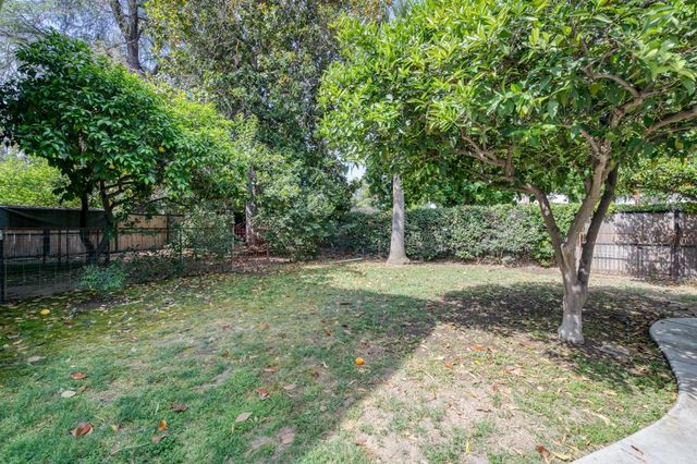605 E Home Avenue, Fresno, CA 93728