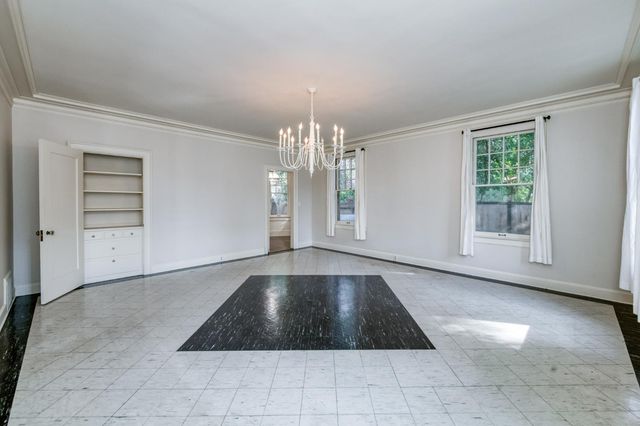605 E Home Avenue, Fresno, CA 93728
