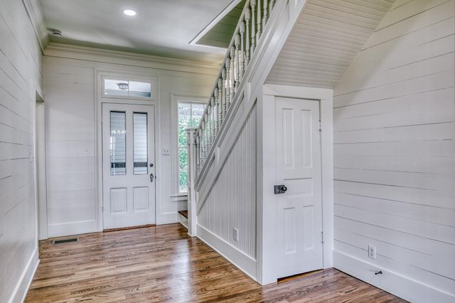 404 College Avenue, Brenham, TX 77833