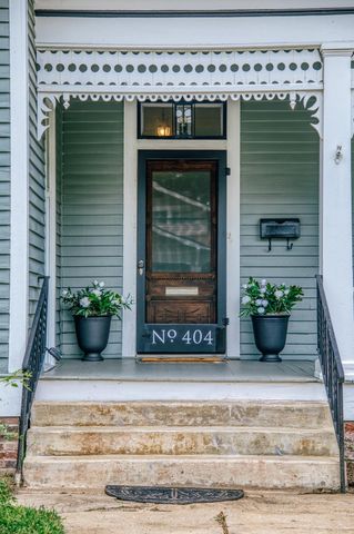 404 College Avenue, Brenham, TX 77833