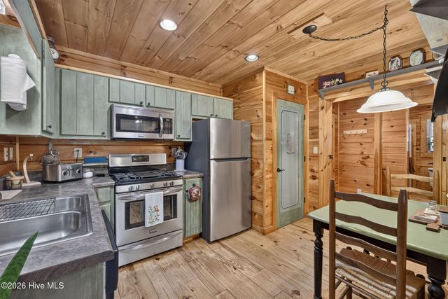 434 Upland Road, Willard, NC 28478