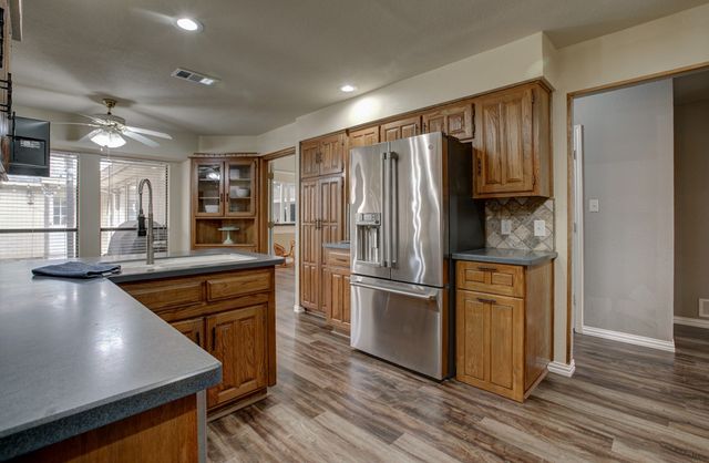 1413 Wagonwheel Court, Irving, TX 75061