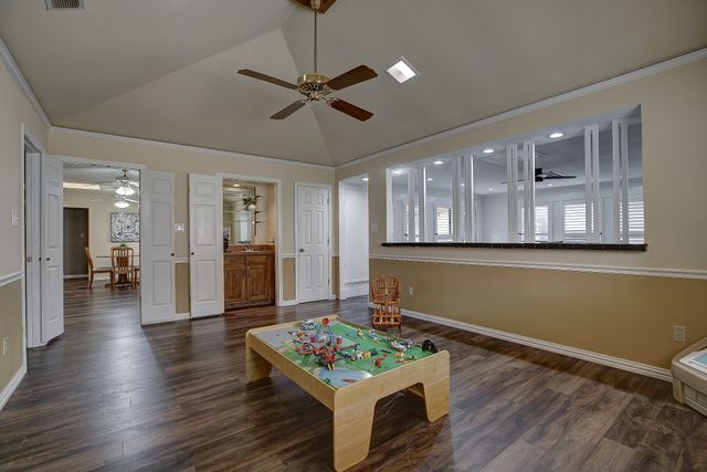 1413 Wagonwheel Court, Irving, TX 75061