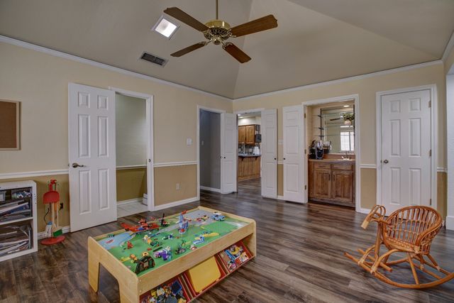 1413 Wagonwheel Court, Irving, TX 75061