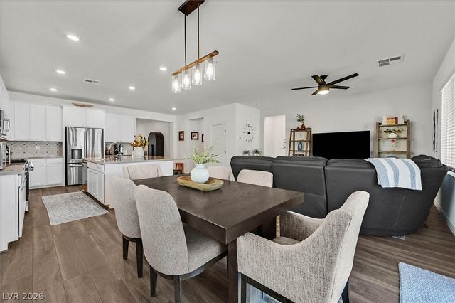 3804 Grazing Gazelle Avenue, North Las Vegas, NV 89084