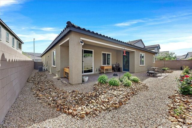 3804 Grazing Gazelle Avenue, North Las Vegas, NV 89084