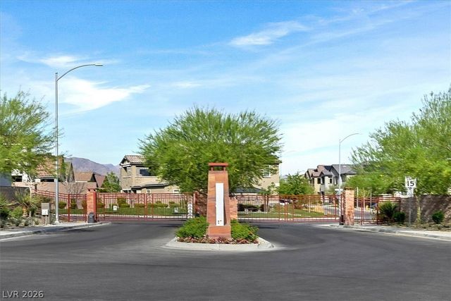 3804 Grazing Gazelle Avenue, North Las Vegas, NV 89084