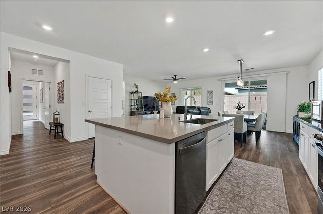 3804 Grazing Gazelle Avenue, North Las Vegas, NV 89084