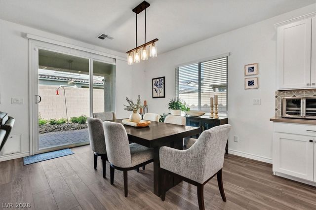 3804 Grazing Gazelle Avenue, North Las Vegas, NV 89084