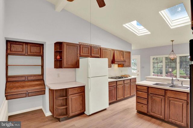 23 CIRCLE DR, Camp Hill, PA 17011