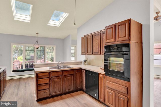 23 CIRCLE DR, Camp Hill, PA 17011