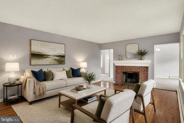 23 CIRCLE DR, Camp Hill, PA 17011