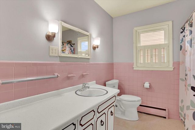 23 CIRCLE DR, Camp Hill, PA 17011