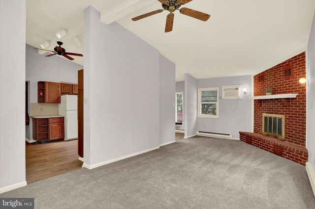 23 CIRCLE DR, Camp Hill, PA 17011