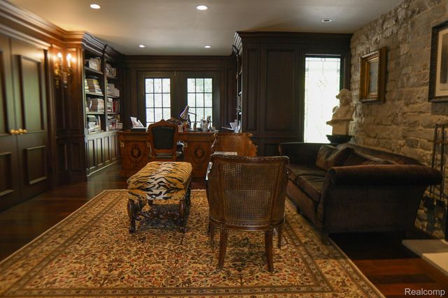 320 CRANBROOK Court, Bloomfield Hills, MI 48304