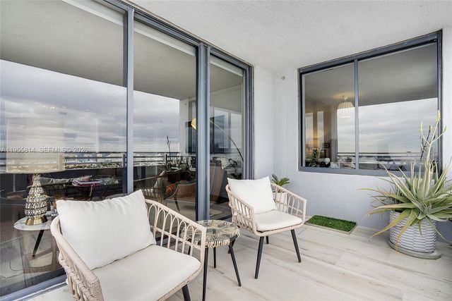 1330 West Avenue 2414, Miami Beach, FL 33139