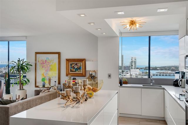 1330 West Avenue 2414, Miami Beach, FL 33139