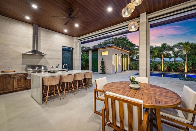 247 Seville Road, West Palm Beach, FL 33405