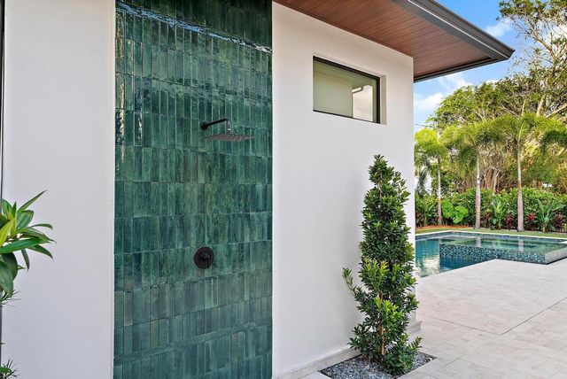 247 Seville Road, West Palm Beach, FL 33405