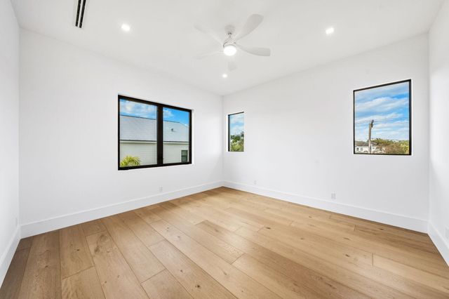 247 Seville Road, West Palm Beach, FL 33405