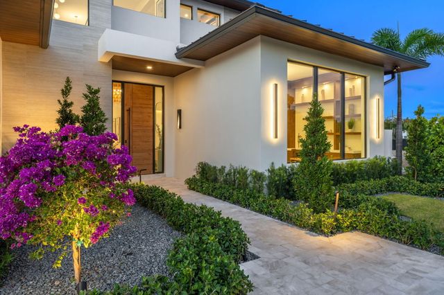 247 Seville Road, West Palm Beach, FL 33405