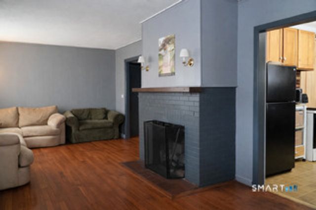 30 Pacific Street, Bridgeport, CT 06604