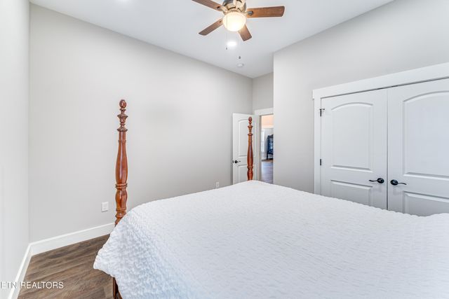 941 Emory Church Rd, Knoxville, TN 37922
