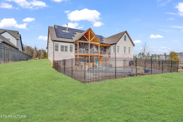 941 Emory Church Rd, Knoxville, TN 37922