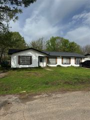1020 10th Street, Cooper, TX 75432