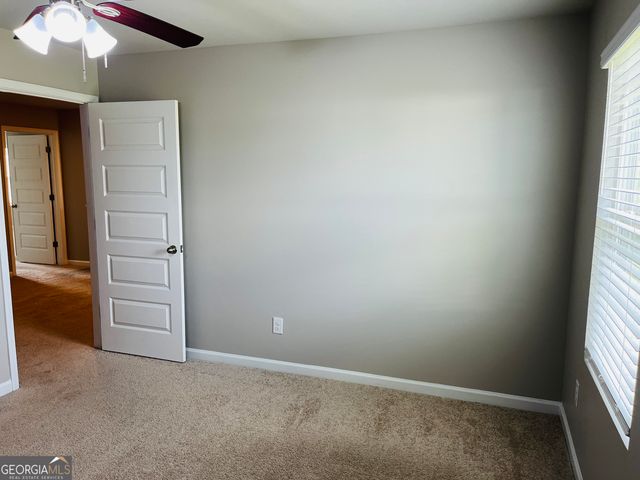 19 White Spruce Way, Newnan, GA 30265