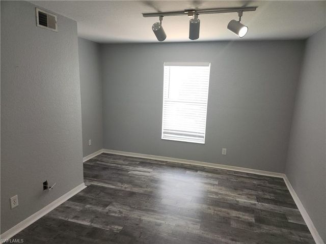9660 Victoria LN A301, Naples, FL 34109