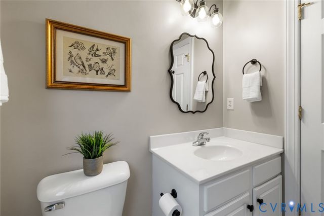 4324 Village Creek Dr, Chester, VA 23831