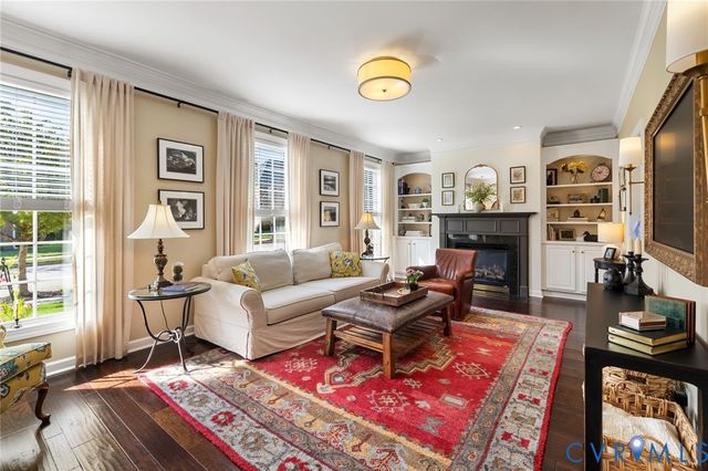 4324 Village Creek Dr, Chester, VA 23831