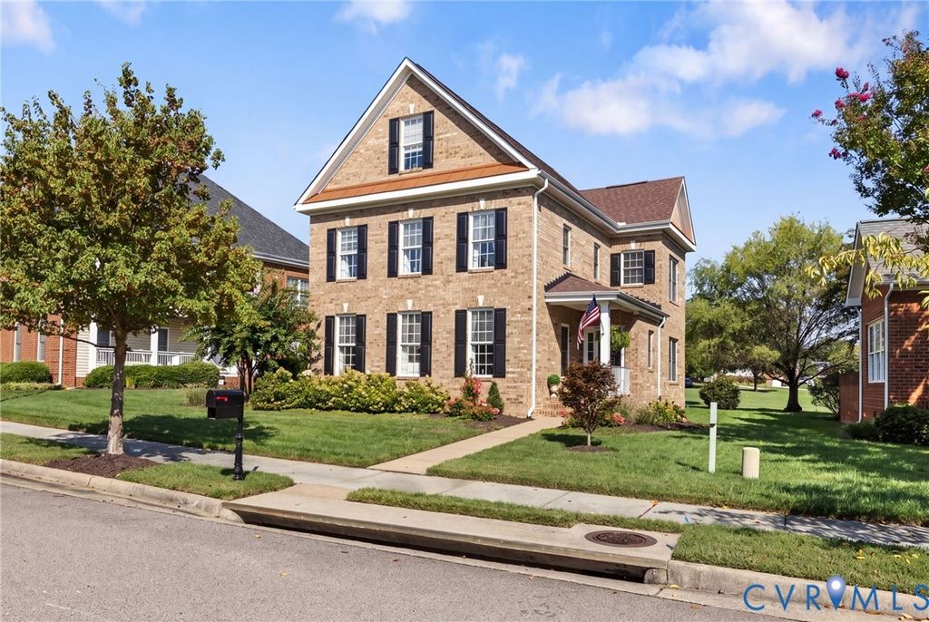 4324 Village Creek Dr, Chester, VA 23831