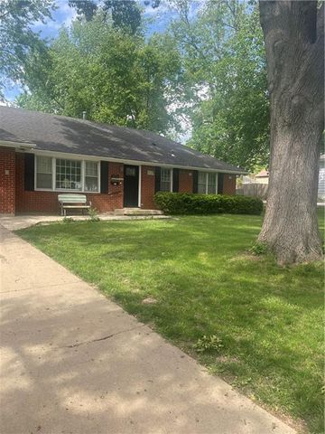 10704 W 48th Terrace, Shawnee, KS 66203