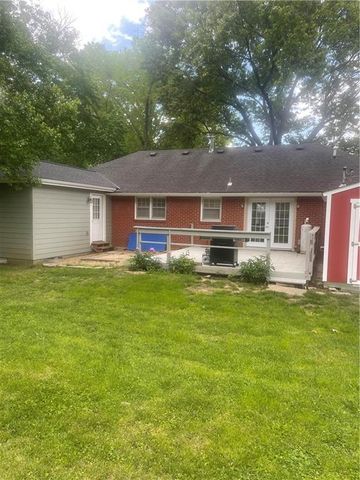 10704 W 48th Terrace, Shawnee, KS 66203
