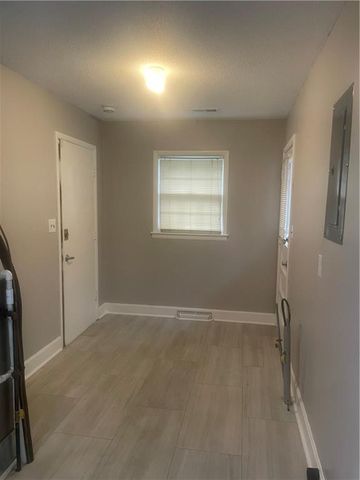 10704 W 48th Terrace, Shawnee, KS 66203