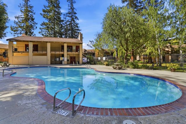 247 N Capitol Avenue 167, San Jose, CA 95127