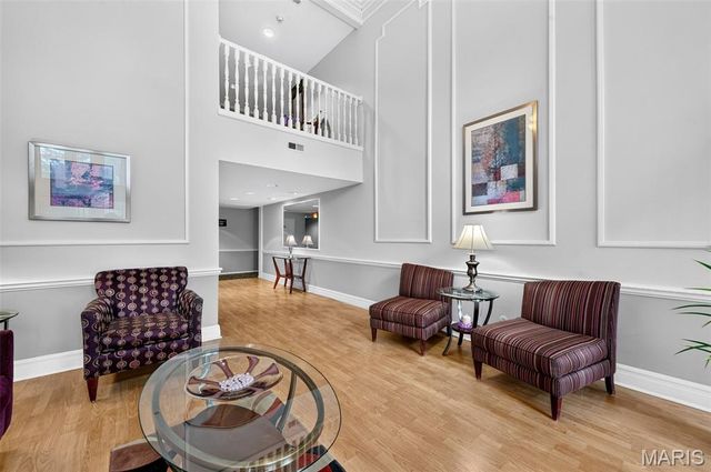 539 Coeur De Royale Drive 307, Creve Coeur, MO 63141