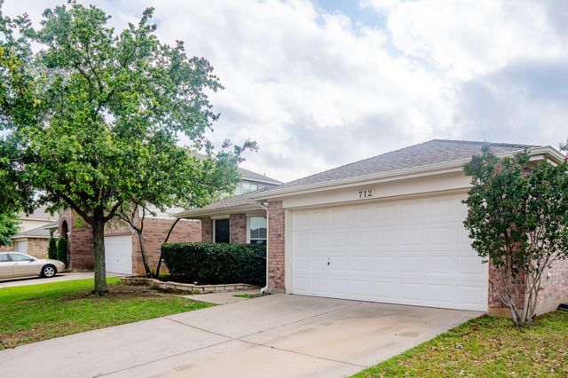 712 Corral Street, Cross Roads, TX 76227