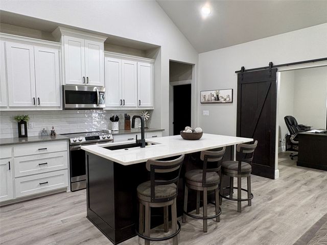 192 Hagerman Road, Pottsboro, TX 75076