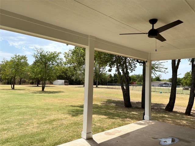 192 Hagerman Road, Pottsboro, TX 75076