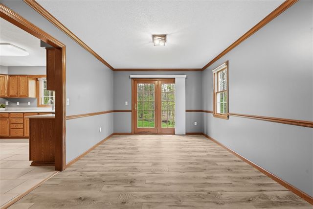412 Golden Grove Rd, Economy, PA 15005
