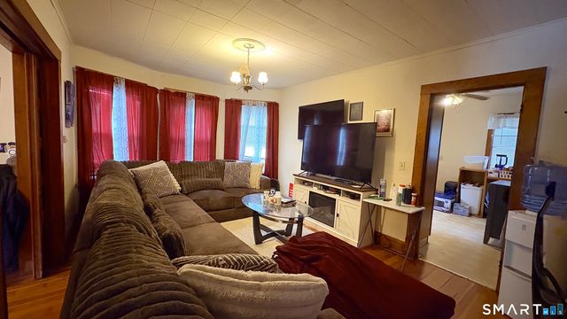 6 Lafayette Street, Enfield, CT 06082