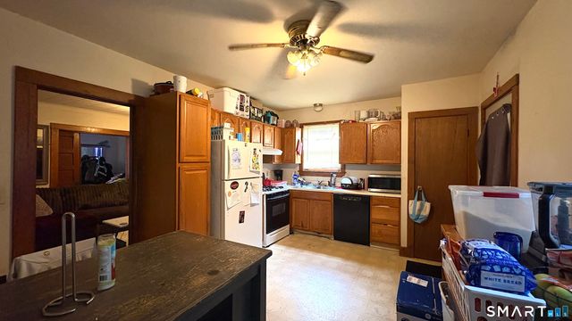 6 Lafayette Street, Enfield, CT 06082