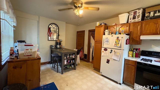 6 Lafayette Street, Enfield, CT 06082