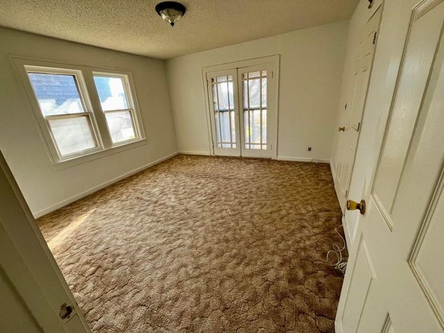 1512 W 11th Street, Plainview, TX 79072