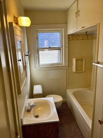 1512 W 11th Street, Plainview, TX 79072