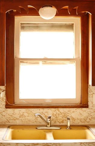 1512 W 11th Street, Plainview, TX 79072